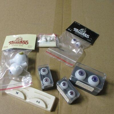 Lot 62 - Tallina's Doll Supplies Acrylic Eyes & Glastic - Eyelashes 