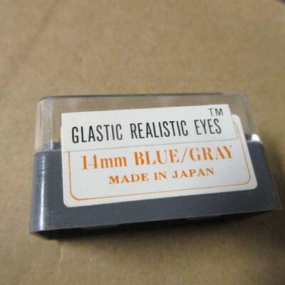 Lot 62 - Tallina's Doll Supplies Acrylic Eyes & Glastic - Eyelashes 