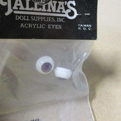 Lot 62 - Tallina's Doll Supplies Acrylic Eyes & Glastic - Eyelashes 