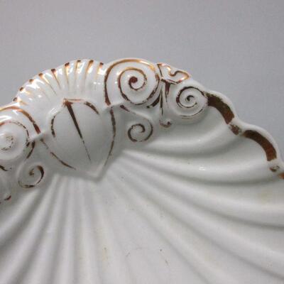 Lot 64 - Decorative Gold Trimmed Chinaware