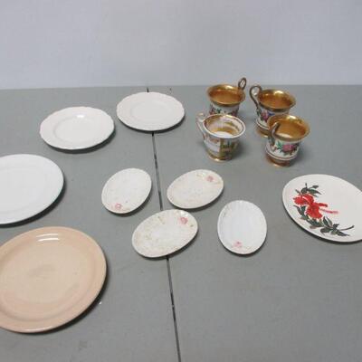 Lot 65 - Decorative Fine Chinaware - Syracuse China Crooksville
