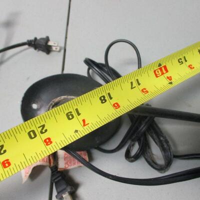 Lot 85 - Moveable Arm Wall Hanging Lights