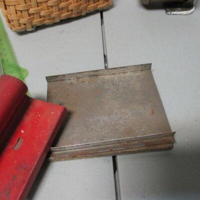 Lot 93 - Office Supplies & Wooden Chess Pieces 