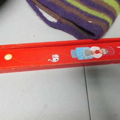 Lot 101 - Crochet Yarn & Accessories 