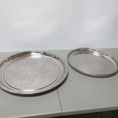 Lot 102 - Large Serving Trays 