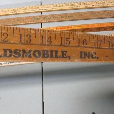 Lot 103 - Advertising Measuring Sticks