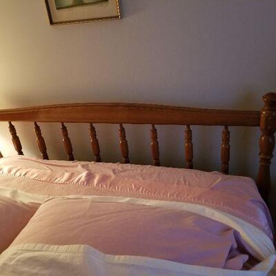 43 - Full Size Bed