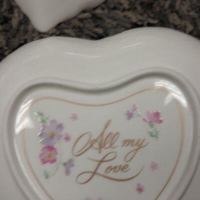 Mikasa Heart Trinket Dishes