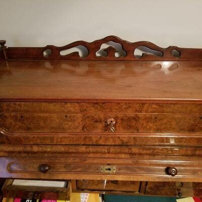 50 - Vintage Roll Top Desk
