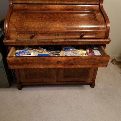 50 - Vintage Roll Top Desk