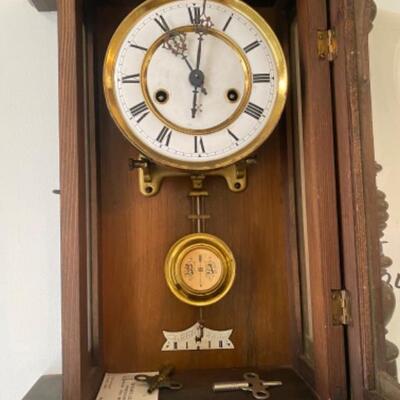A534 Antique Wall Clock 