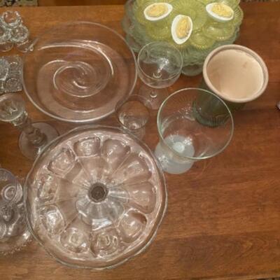 D577 Vintage Glassware Lot 