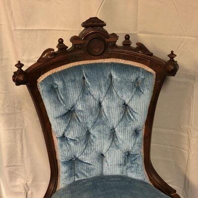 Lot 7 - Antique Victorian Parlor Chair LOCAL PICK UP ONLY