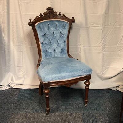 Lot 7 - Antique Victorian Parlor Chair LOCAL PICK UP ONLY