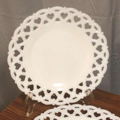 Lot 20 - Westmoreland Doric Milk Glass Plates