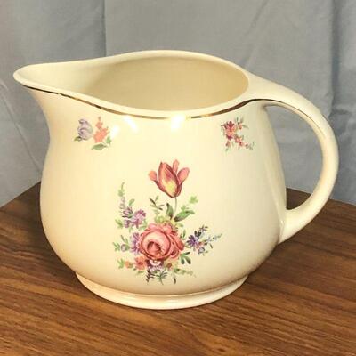 Lot 22 - Priscilla 56 oz Floral Jug