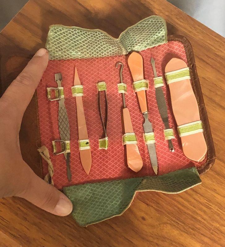 Lot 23 Vintage Vanity Nail Set