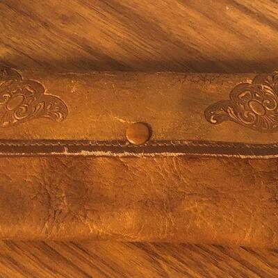 Lot 23 - Vintage Vanity Nail Set