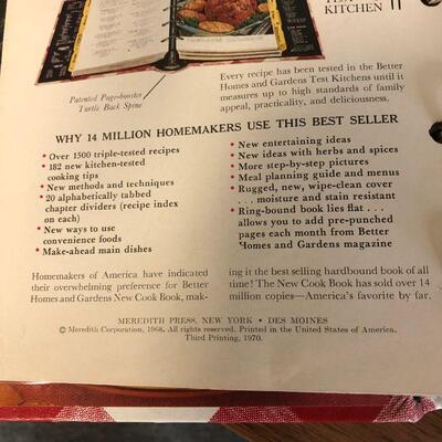 Lot 55 - 1970 3rd Printing Better Homes Cookbook
