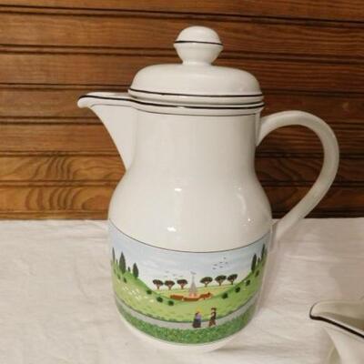 Villeroy  & Boch Naif Design Porcelain Teapot with Creamer and Sugar