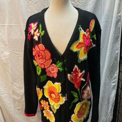Storybook Knits Button Front Hand Knit Floral Black Sweater Cardigan Size Large YD#020-1220-02008