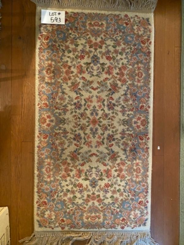 C593 Vintage Karastan Oriental Rug 2’ x 4’