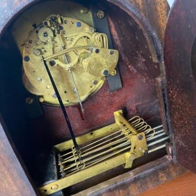 C598 Antique New Haven Mantel Clock 
