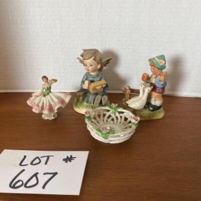 C607 Vintage Collectible Figurines Dresden 