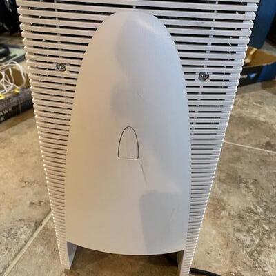 Lot 425 - Bose speakers
