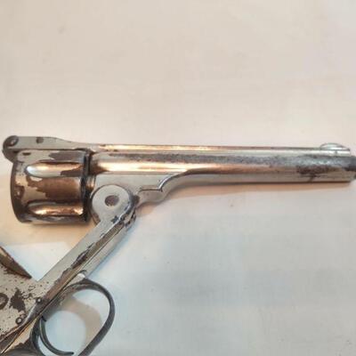 58 - Smith & Wesson Revolver