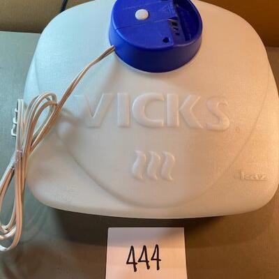 Lot 444 - Vicks vaporizer