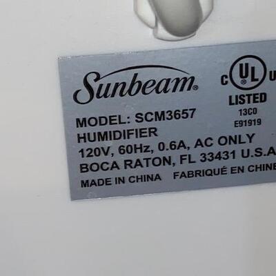 Lot 445 - Sunbeam Humidifier