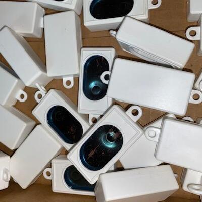 Lot 469 - clickers