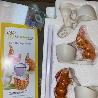 Lot 473 -  craft kits