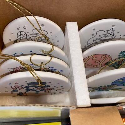 Lot 473 -  craft kits