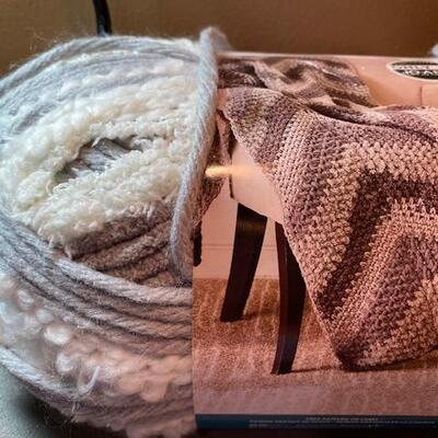 Lot 480 - yarn