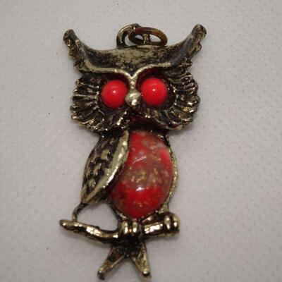 Orange Eyed Owl, Hooter Pendant, Gold Tone