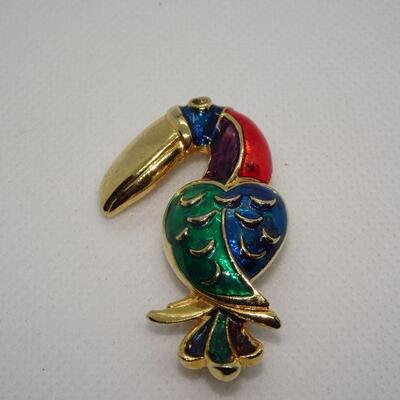 Gold Tone Toucan Brooch Pendant, Colorful Bird Pin 