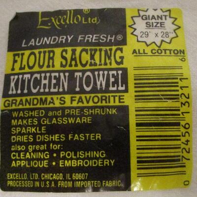 #13 Flour Sack Kitchen Towels