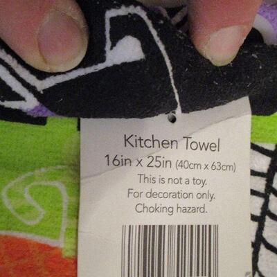 #14 Kitchen Towels and Pot Mitt