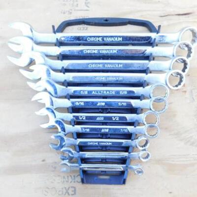 Open and Box End 11 Pc Wrench Set Like New