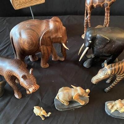 LOT#57LR: Assorted African Wildlife Lot