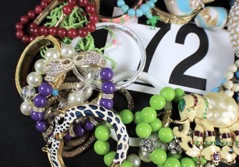 LOT72J Costume Jewelry Lot 2