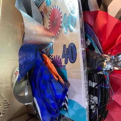 Lot 497 - Birthday party supplies