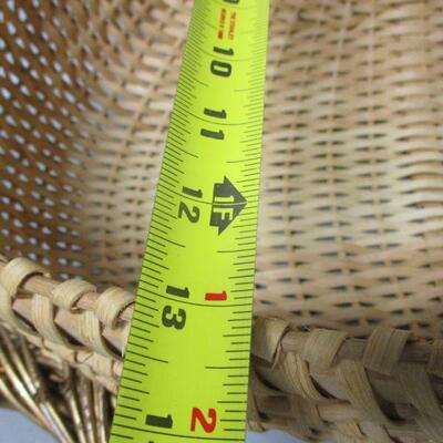 Lot 132 - Wicker Basket & Rings