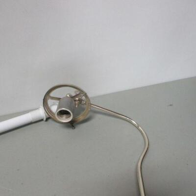 Lot 134 - Lot Of Misc Items 