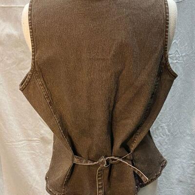 Diane Gilman DG2 Denim Vest w/ Sequin Embellishment Size L YD#020-1220-02062