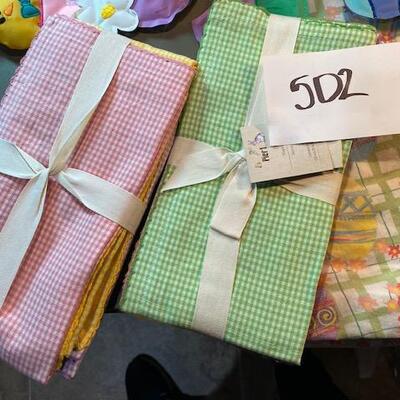 Lot 502 - Easter Decor