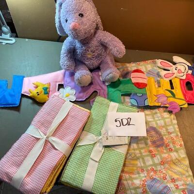 Lot 502 - Easter Decor