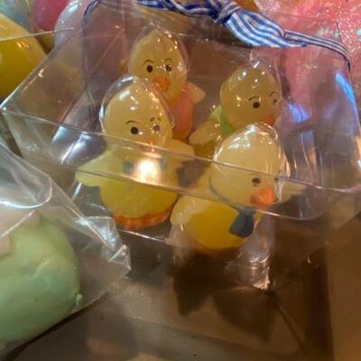 Lot 504 - Easter decor